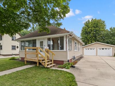 1402 Barham Ave, Janesville, WI, 53548