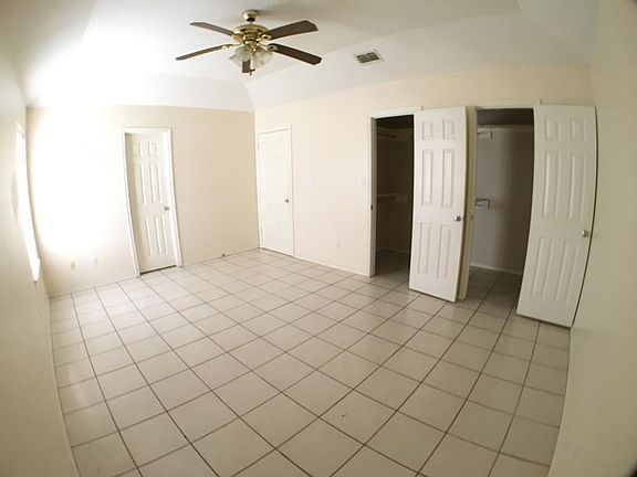 4th image of 701 Mynah Ave APT A