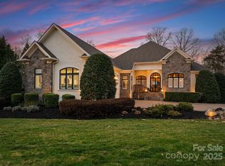147 Shelburne Pl, Mooresville, NC 28117