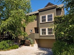 2202 3rd Ave N, Seattle, WA 98109