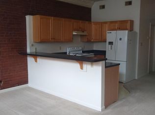 119 W 3rd St APT A, Alton, IL 62002