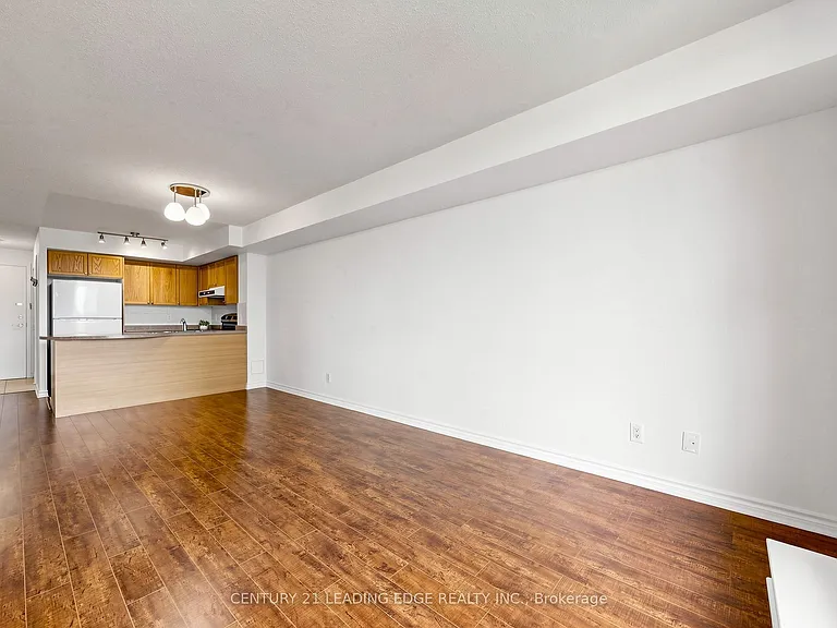 17 Barberry Pl #905 — Photo 7