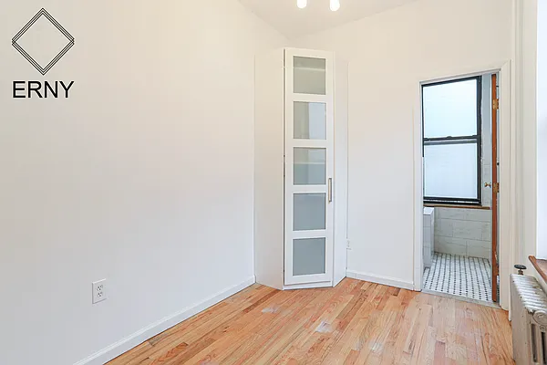 Rented by ERNY LLC | media 9