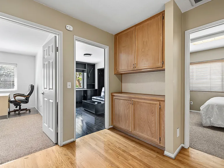 18326 Elkwood St — Photo 12