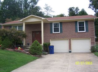 7511 Nottoway Cir, Louisville, KY 40214