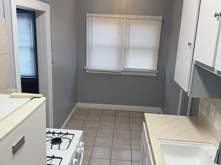1162 N Kingsley Dr #14A — Photo 16
