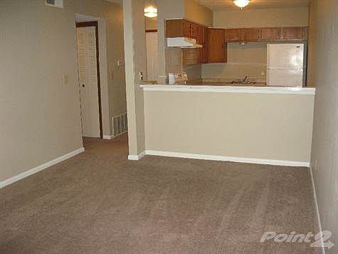 Col #4 lving room to kitchen