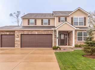 1576 Courtney Ct, Ypsilanti, MI 48198