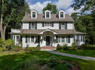 57 Commodore Rd, Chappaqua, NY 10514