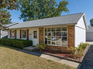 6804 Stonybrook Ln NE, Cedar Rapids, IA 52402