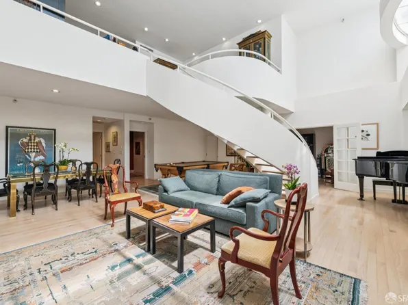 1150 Sacramento St APT 102, San Francisco, CA 94108