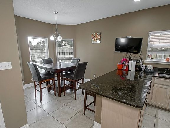 2nd image of 2533 Crestridge Cir