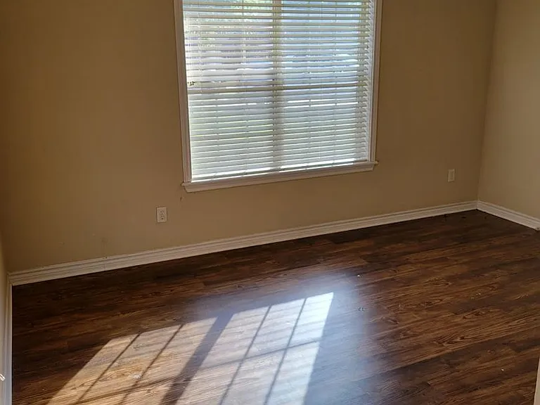 3526 Farah Dr — Photo 5