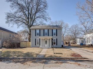 1906 Worden Ave, Alton, IL 62002