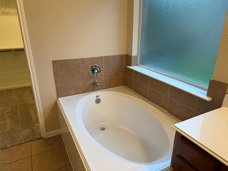 98 Black Swan Pl — Photo 14