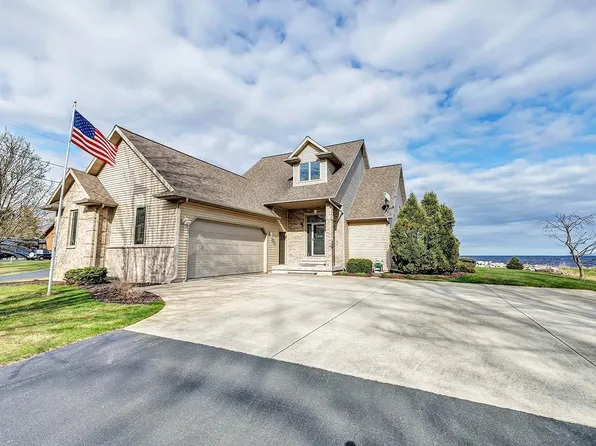 6928 County Road Y, Oconto, WI 54153