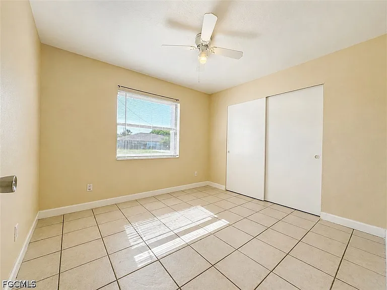 4133 SW 7th Pl — Photo 3