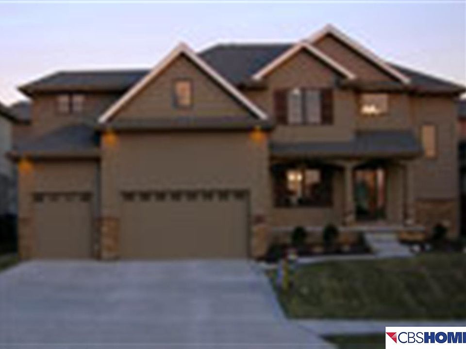 1st image of 20003 Dewey Ave