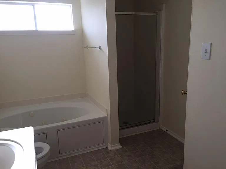 11822 Alex Ln — Photo 7