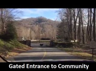 11 Winding Poplar Rd, Black Mountain, NC 28711