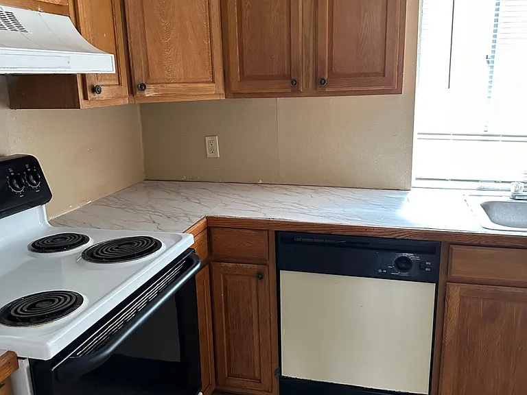 5803 Tall Timbers Dr — Photo 8