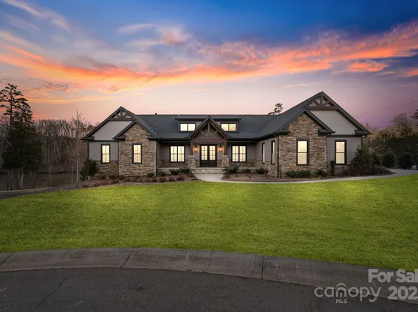 826 Misty Arbor Frd, Clover, SC 29710