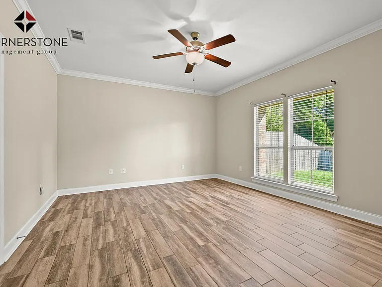 7723 Ibiza Dr — Photo 12
