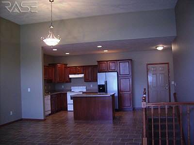 3rd image of 1404 S Ebenezer Ave