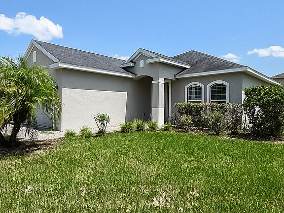 3rd image of 4850 Grand Vista Ln