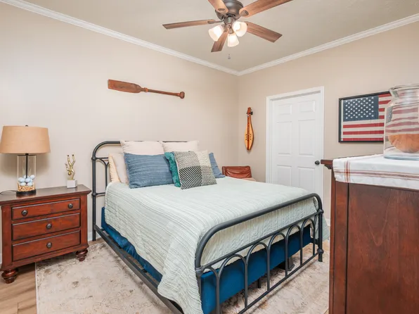 1257 Louisville St, Starkville, MS