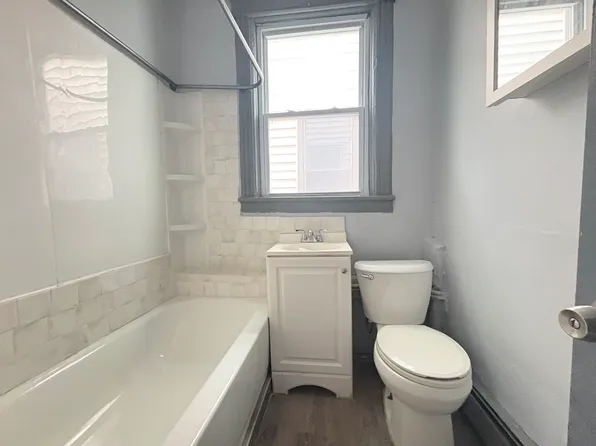 112 Neptune Avenue image 6 of 6