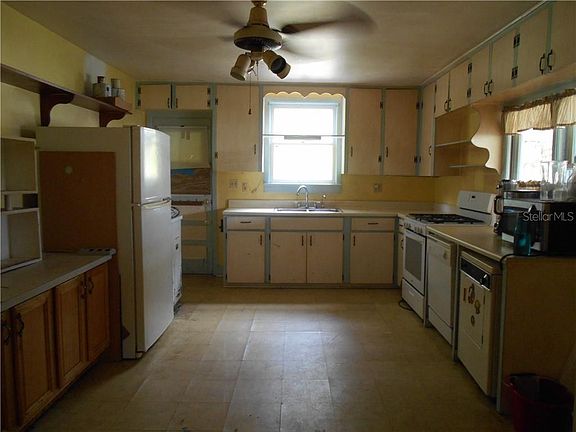 3rd image of 15810 County Road 565a