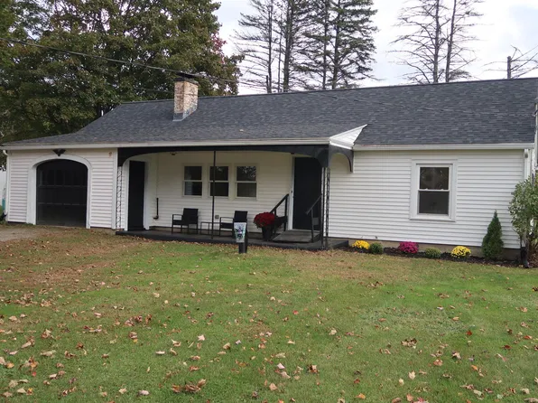 695 W River Road, Augusta, ME 04330