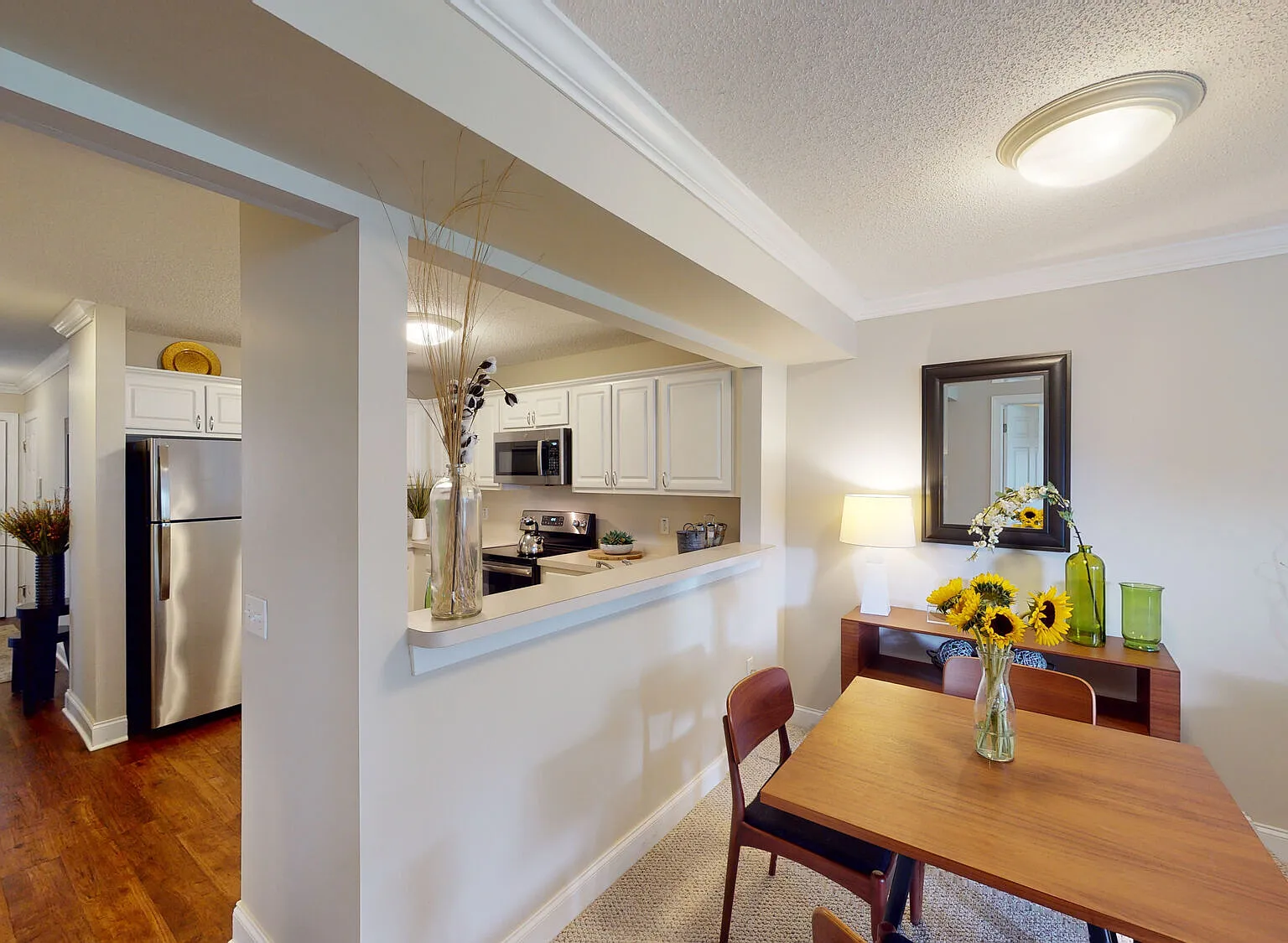 Brookhaven Apartments — Photo 3