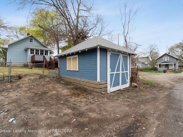 1809 Maplewood Ave, Lansing, MI 48910