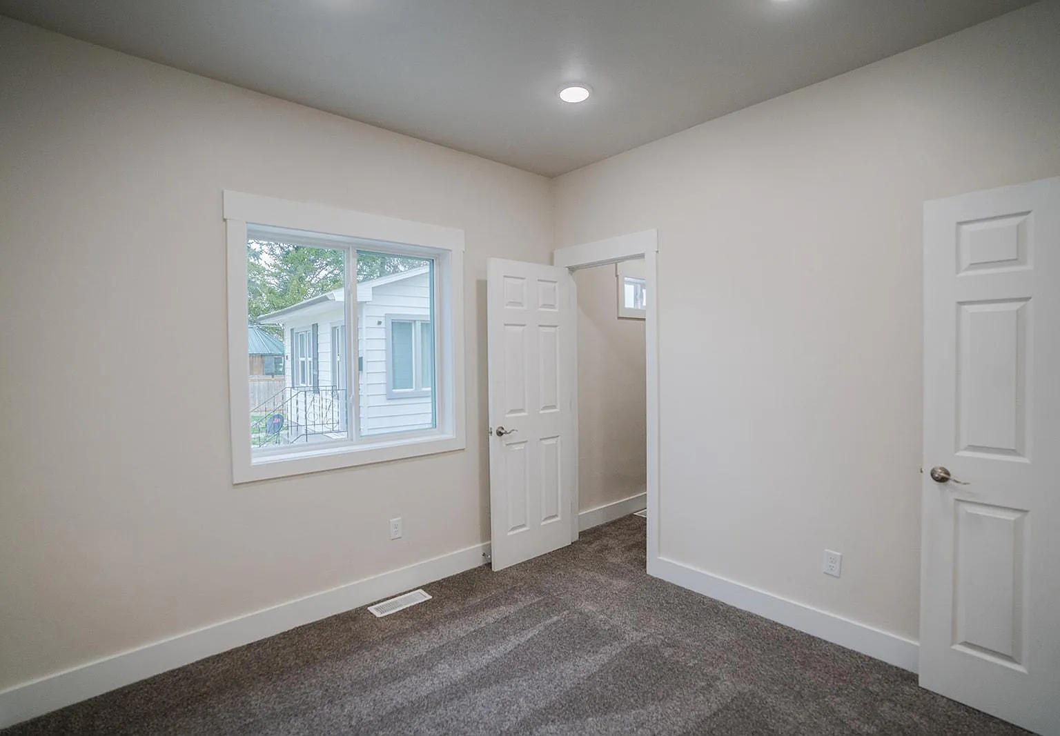 544 K St — Photo 3