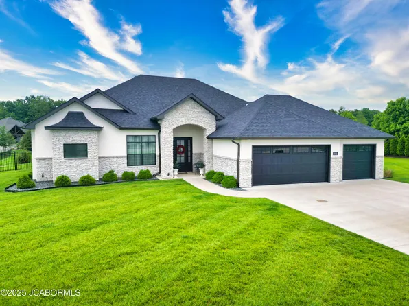 5621 Lightpost Dr, Columbia, MO 65201