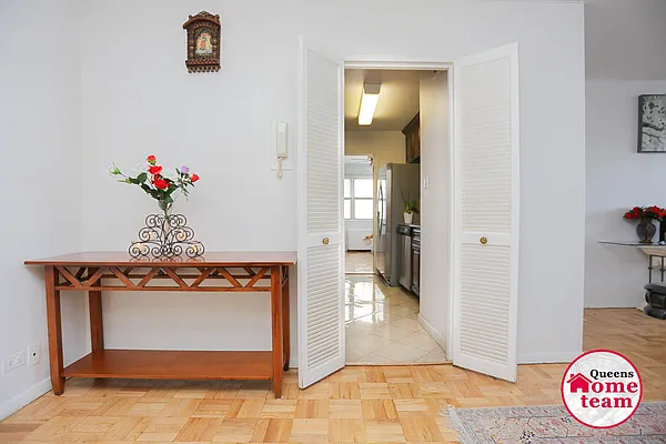Sold by Keller Williams Realty Landmark II | media 34