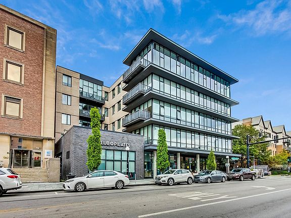 2nd image of 147 N Euclid Ave #405