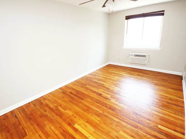 1-Bedroom
