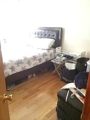 Rented by A Class Realty Long Island City LLC | media 17