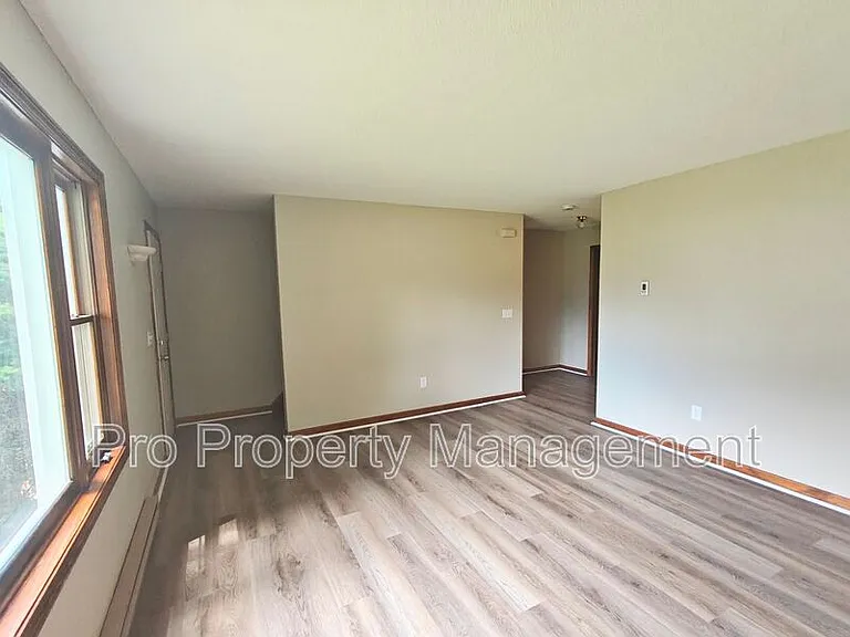 42 Lyric Ave — Photo 5