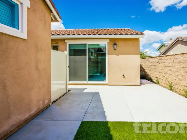 1734 Lorraine Ave Unit 2, Corona, CA 92882