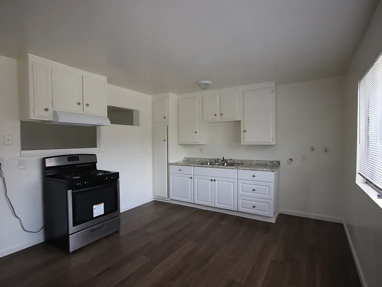 1005 S Marguerita Ave #A — Photo 7