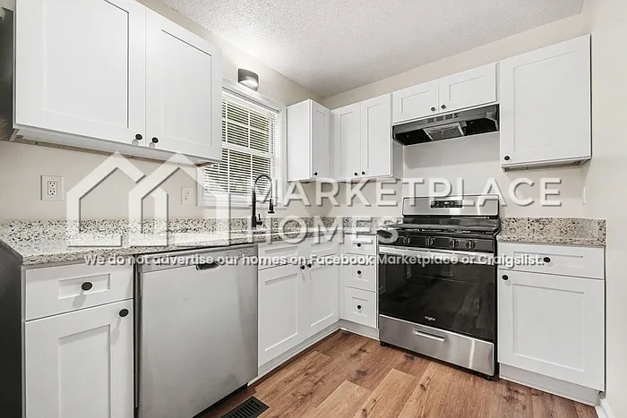 109 Hampton Dr — Photo 8