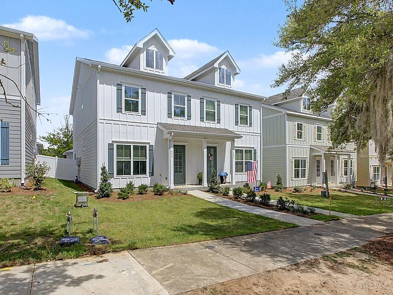 4065 Four Oaks Blvd — Photo 41