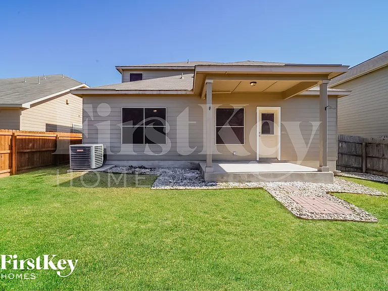 500 Stonebrook Dr — Photo 15