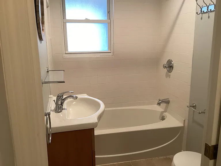 15 Summit St — Photo 13