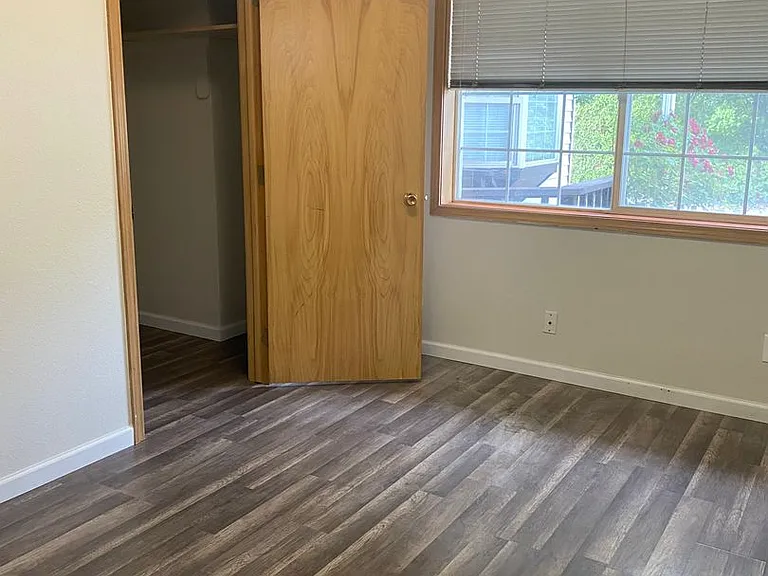 7106 N Wiscomb Dr — Photo 3