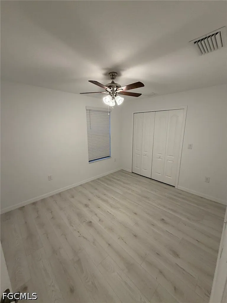 5 bed, 3.0 bath, 3343 sqft, $2,795 — Photo 3